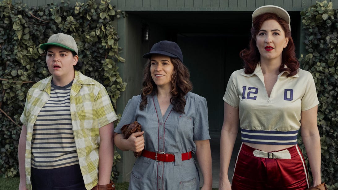 Melanie Field, Abbi Jacobson, and D'Arcy Carden, A League of Their Own